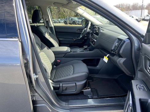 New 2026 Nissan Pathfinder S image 27