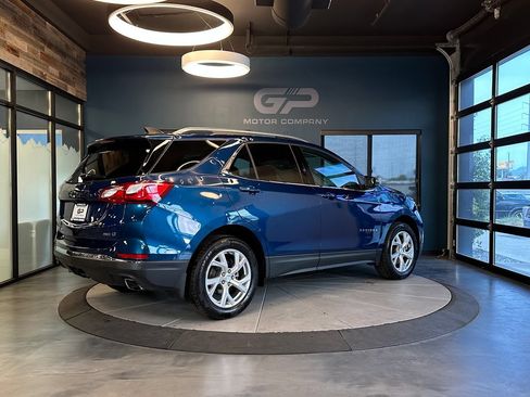 Used 2019 Chevrolet Equinox LT AWD/4WD image 3