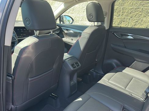 Used 2022 Buick Envision Essence w/ Sport Touring Package FWD image 30