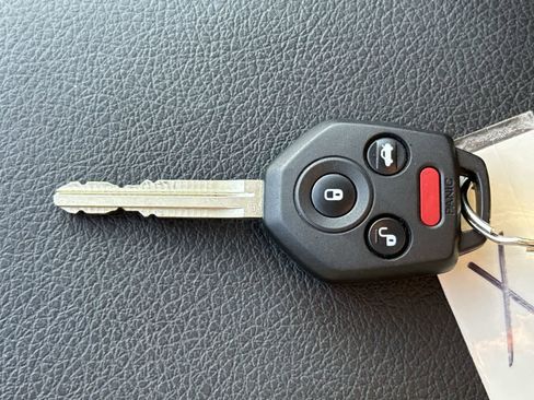 Used 2016 Subaru Forester 2.5i Premium w/ All-Weather Package image 32