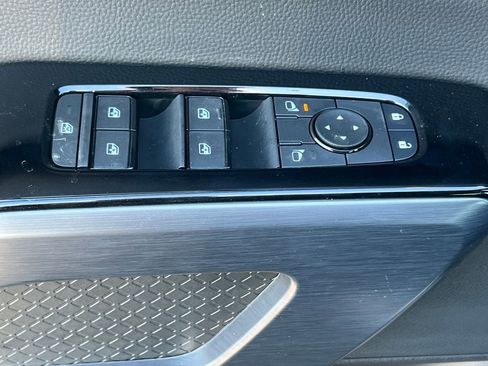 New 2026 Nissan Pathfinder SL AWD/4WD image 15
