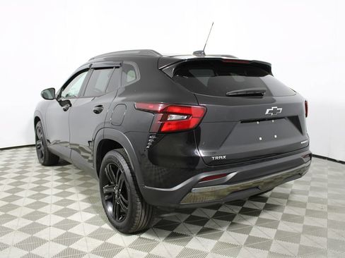 Used 2026 Chevrolet Trax ACTIV FWD image 4