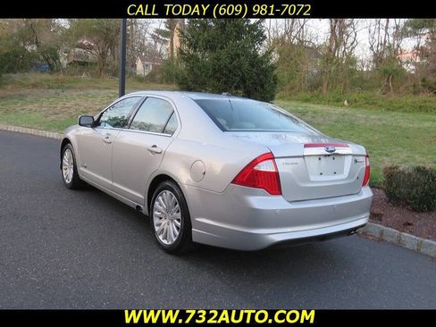 Used 2010 Ford Fusion Hybrid image 2