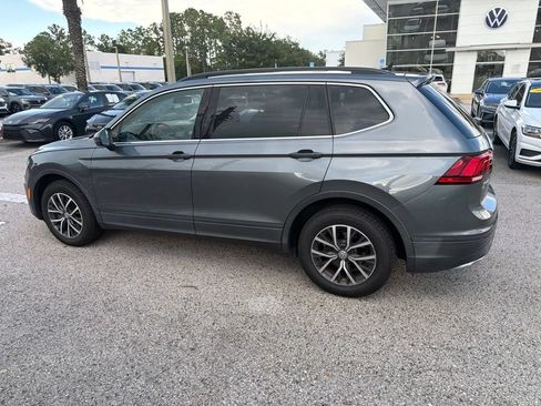 Used 2019 Volkswagen Tiguan SE w/ Panoramic Sunroof Package FWD image 7