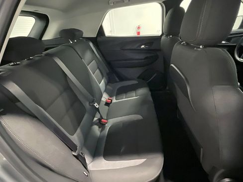 Used 2023 Chevrolet TrailBlazer LS FWD image 19