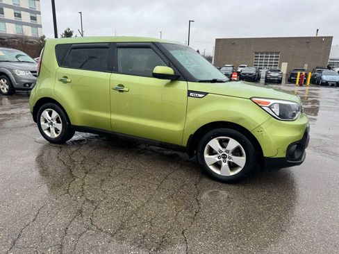 Used 2018 Kia Soul image 18