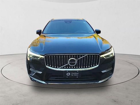 Certified 2023 Volvo XC60 B5 Plus w/ Climate Package AWD/4WD image 8