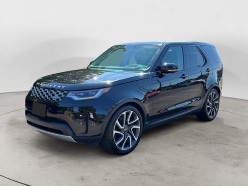 Certified 2024 Land Rover Discovery S AWD/4WD image 1