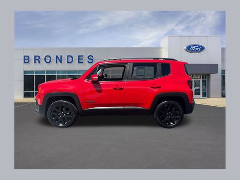 Used 2018 Jeep Renegade Altitude AWD/4WD image 1