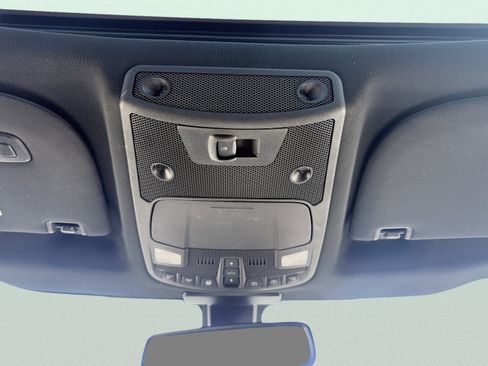 Used 2016 Ford F150 Platinum w/ Equipment Group 701A Luxury image 29