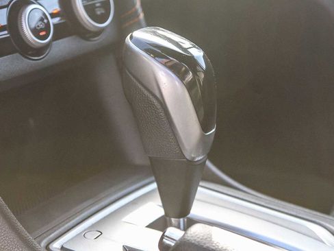 Used 2021 Subaru Crosstrek 2.0i Premium w/ Moonroof Package image 22