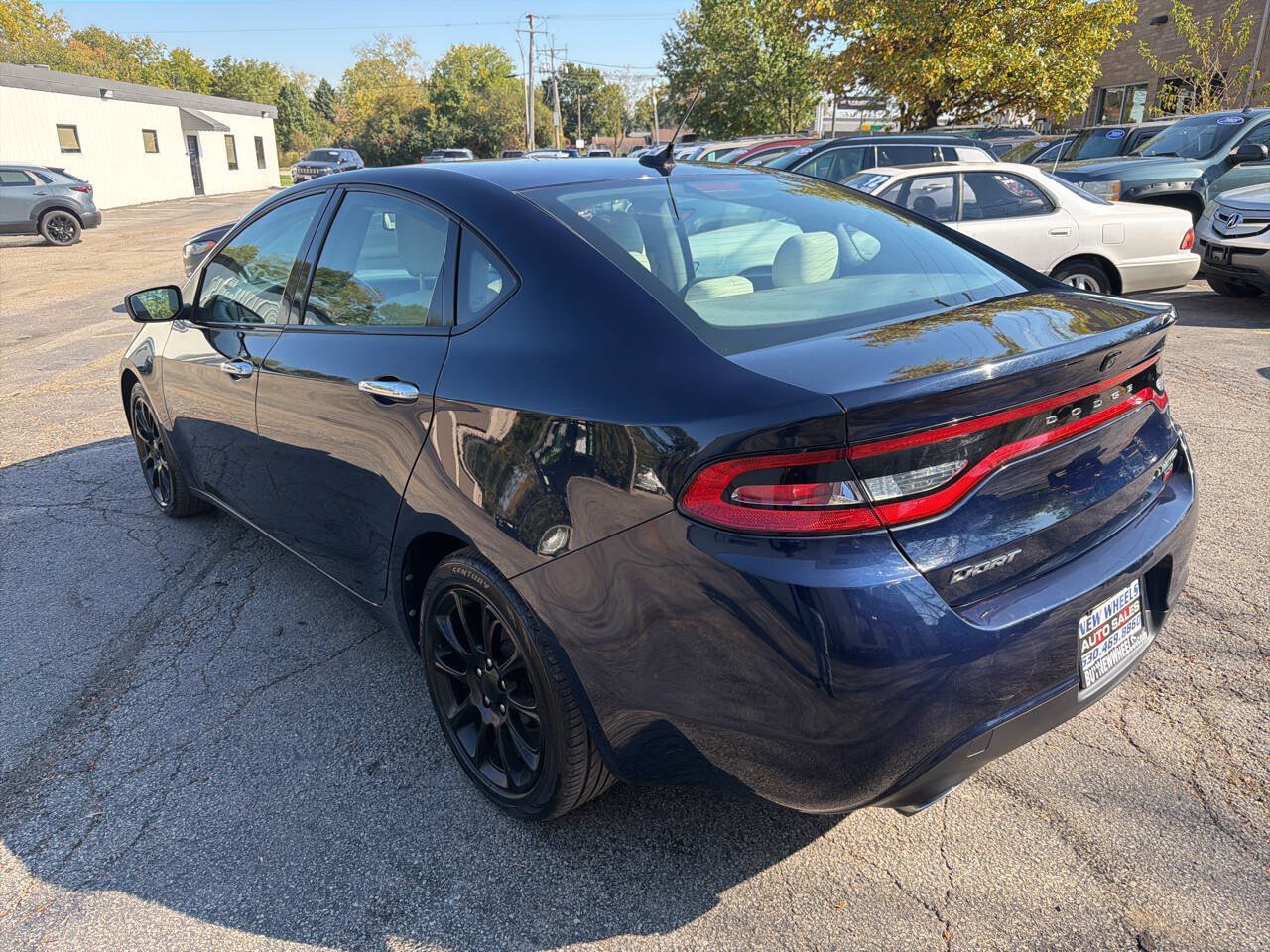 Used 2013 Dodge Dart Limited w/ Premium Group FWD image 4