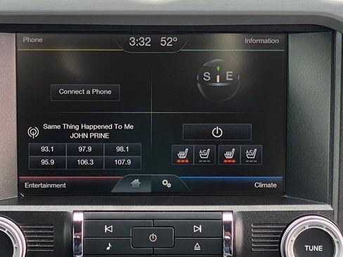 Used 2015 Ford Mustang Premium image 22