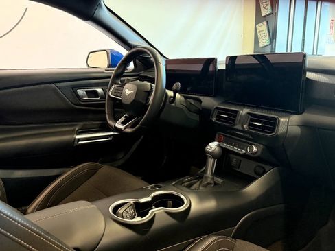 Used 2024 Ford Mustang GT RWD image 31