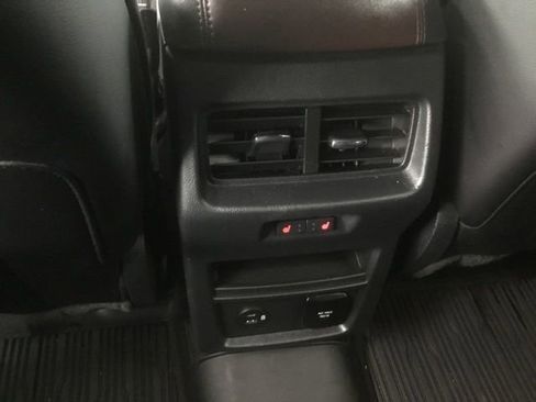 Used 2022 Ford Edge Titanium w/ Equipment Group 301A image 18