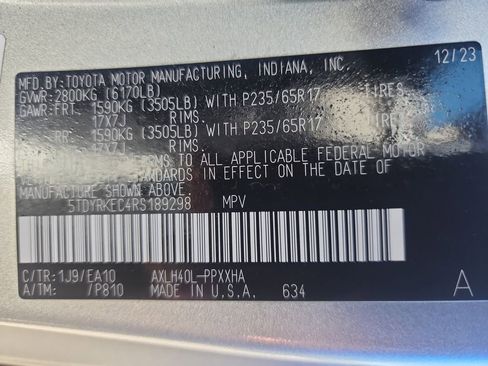 Used 2024 Toyota Sienna XLE image 20