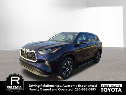 Used 2024 Toyota Highlander XLE
