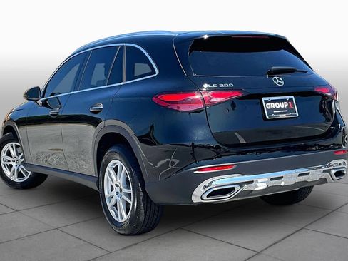 Used 2025 Mercedes-Benz GLC 300 image 12