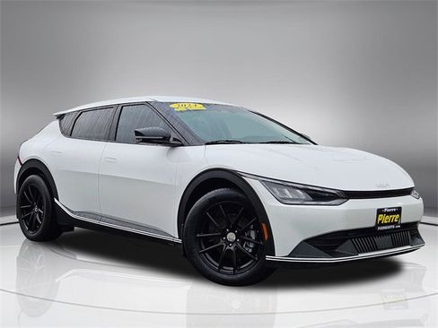 Used 2024 Kia EV6 Light image 2