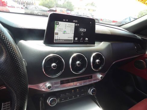 Used 2018 Kia Stinger GT2 AWD/4WD image 8