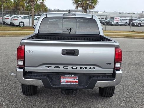Certified 2022 Toyota Tacoma SR5 image 3