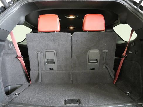 Used 2022 Dodge Durango SRT w/ Technology Group AWD/4WD image 28