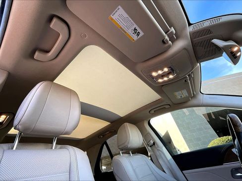 Used 2020 Mercedes-Benz GLE 450 4MATIC image 13