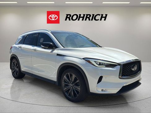 Used 2020 INFINITI QX50 Essential w/ Edition 30 Package AWD/4WD image 4