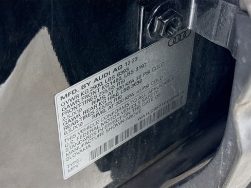 Used 2024 Audi Q7 2.0T Premium Plus AWD/4WD image 31
