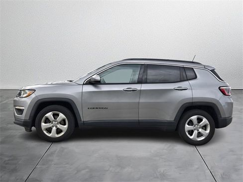 Used 2019 Jeep Compass Latitude w/ Popular Equipment Group image 2
