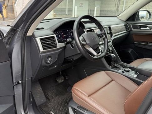 Used 2021 Volkswagen Atlas SEL image 13