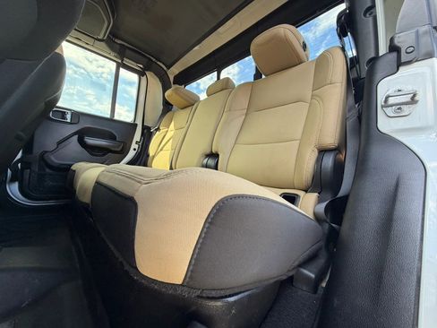 Used 2020 Jeep Gladiator Sport w/ Quick Order Package 24S image 35