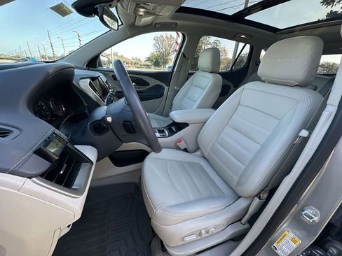 Used 2024 GMC Terrain Denali w/ Denali Premium Package image 13