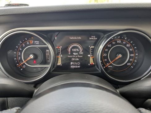 Used 2020 Jeep Gladiator Sport w/ Quick Order Package 24S AWD/4WD image 29