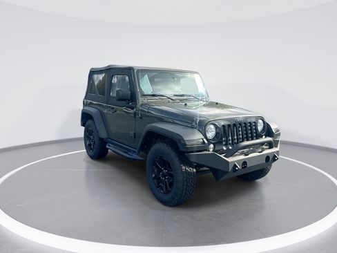 Used 2016 Jeep Wrangler Sport AWD/4WD image 2