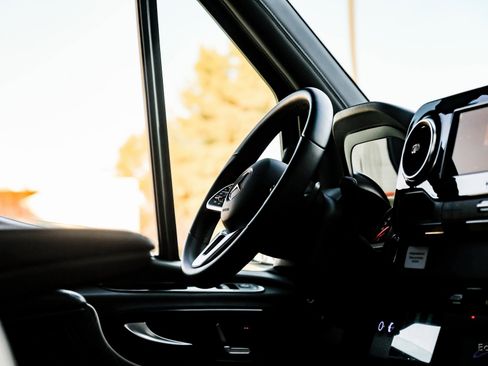 Used 2024 Mercedes-Benz Sprinter 3500 image 49