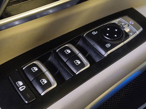 Used 2021 Kia Telluride EX w/ EX Premium Package FWD image 27