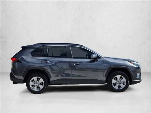 Used 2025 Toyota RAV4 XLE w/ Convenience Package FWD image 4