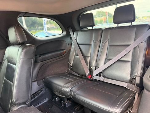 Used 2021 Dodge Durango SXT w/ 3rd Row Seating Group RWD image 17