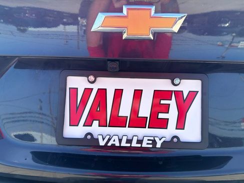 Used 2023 Chevrolet Malibu LT FWD image 14