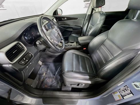 Used 2020 Kia Sorento EX AWD/4WD image 24
