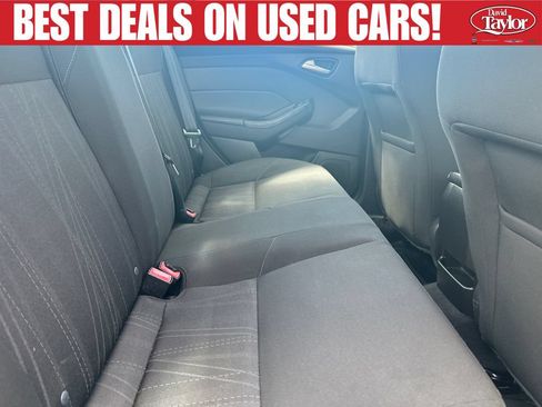 Used 2015 Ford Focus SE FWD image 30