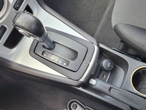 Used 2015 Ford Fiesta SE image 20