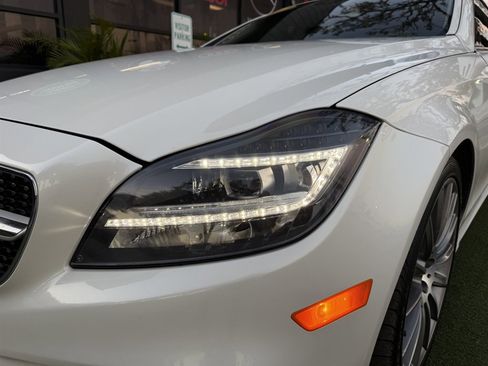 Used 2016 Mercedes-Benz CLS 400 image 9