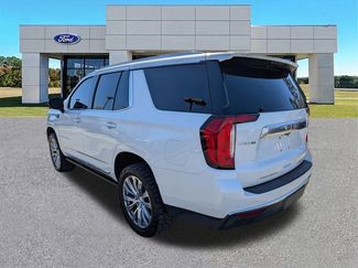 Used 2021 GMC Yukon Denali w/ Denali Premium Package video 3