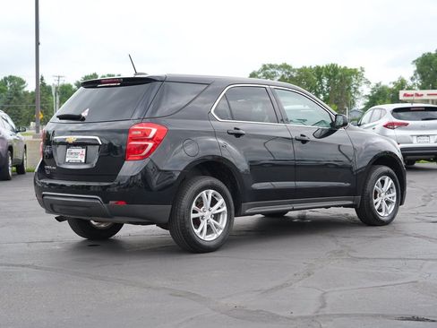 Used 2017 Chevrolet Equinox LS AWD/4WD image 3