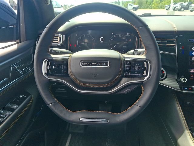 Used 2023 Jeep Grand Wagoneer Series III w/ Rear Seat Video Group 1 AWD/4WD image 19