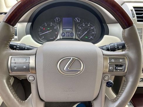 Used 2016 Lexus GX 460 w/ Premium Package AWD/4WD image 26