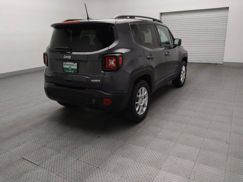 Used 2022 Jeep Renegade Latitude AWD/4WD image 9