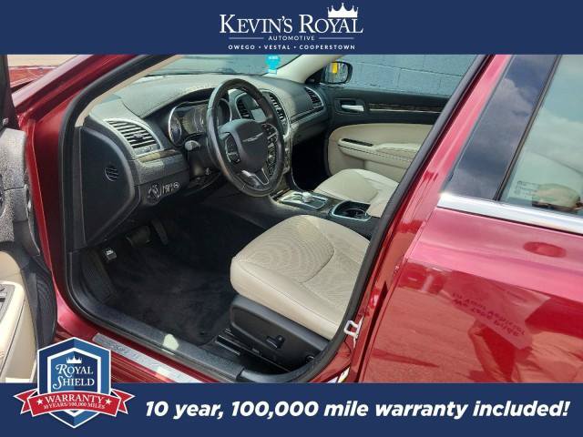 Used 2015 Chrysler 300 C w/ Light Group AWD/4WD image 10